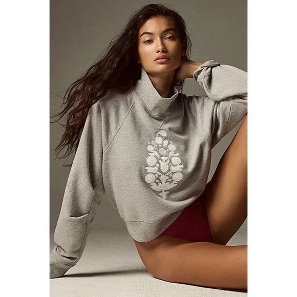 Free People Gray Sweatshirt with White Floral Design - Picture 2 of 6